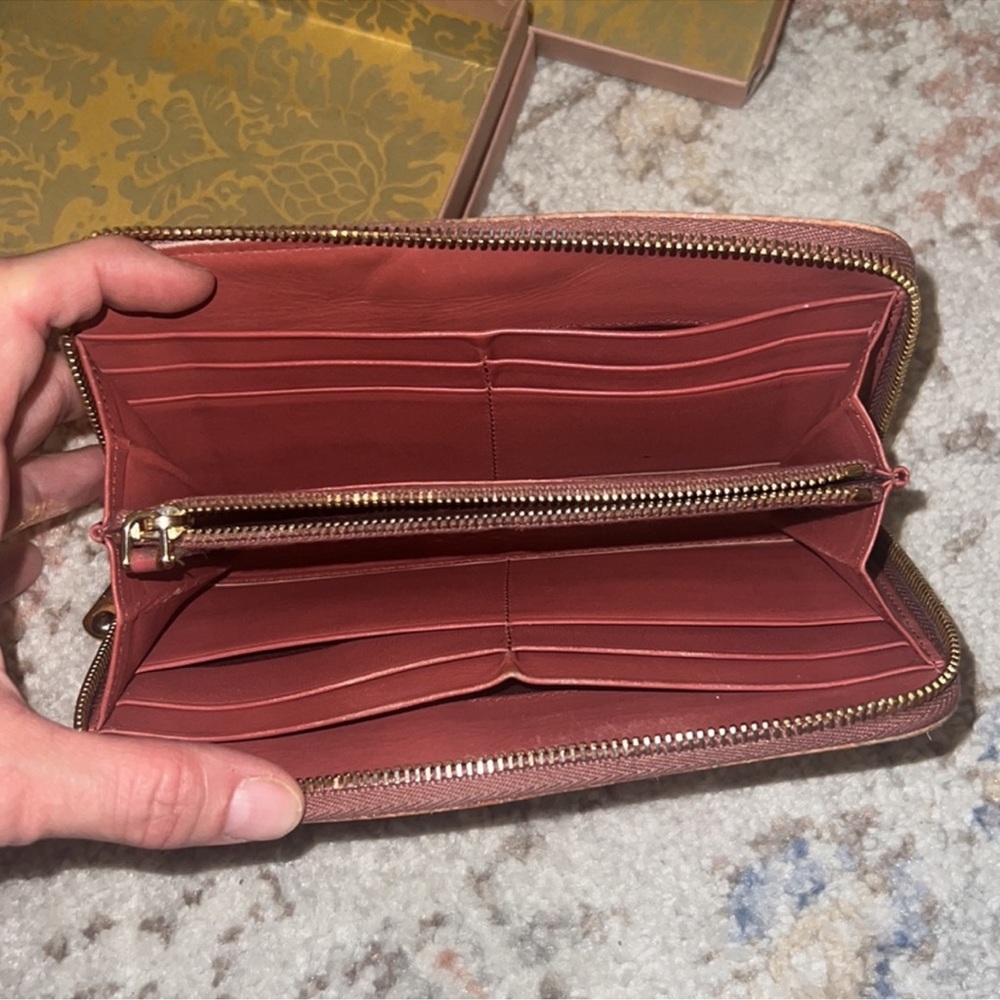 Miu Miu Wallet Euc In Pink With Box See Photos - image 6